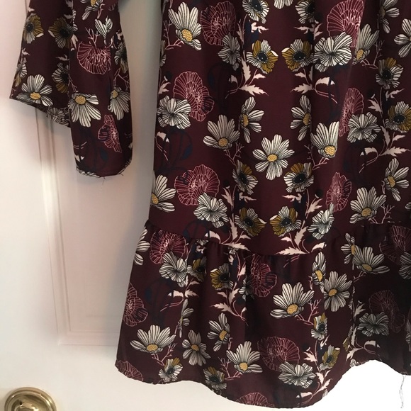 ❈Off-shoulder Top ❈ - Picture 2 of 2